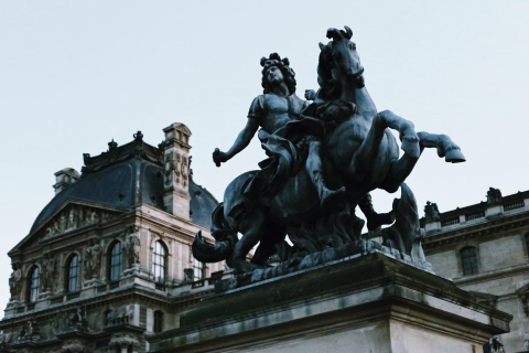 Paris: Stadtrundgang mit Louvre-TourPrivate Tour auf Deutsch