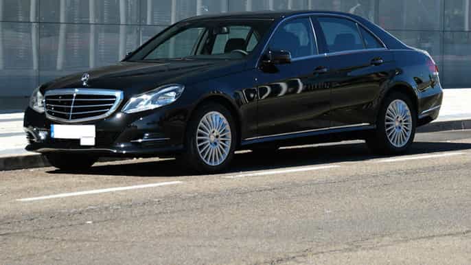 servicio de transporte privado aeropuerto madrid barajasadolfo suárez