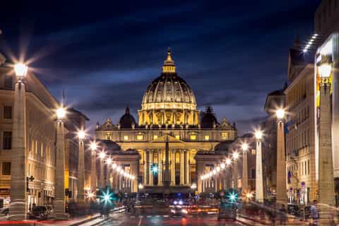 Exclusive Vatican Tour: Museums and Chapel After Sunset