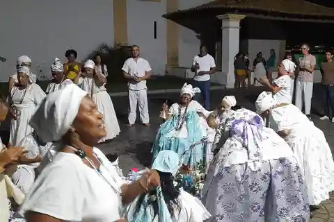 Salvador: Candomblé Ceremony Tour with Local Guide