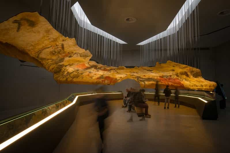 lascaux cave tour tickets