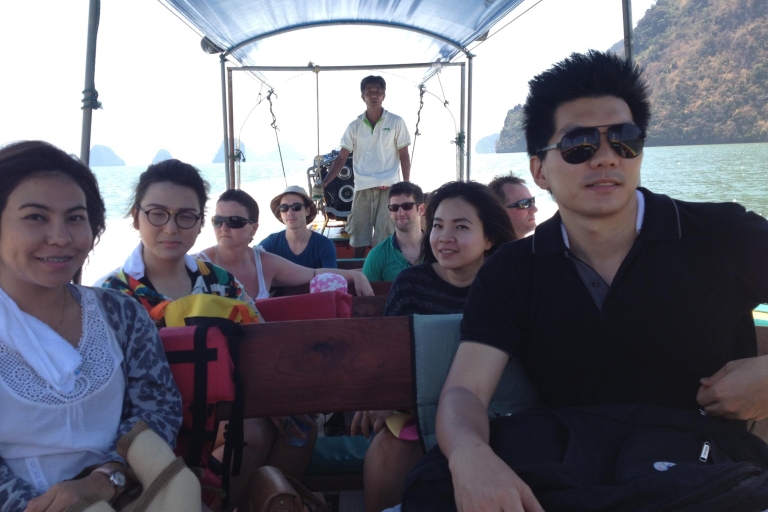 Kao Lak: bahía de Phang Nga y la isla James Bond en barcoTour privado bahía Phang Nga y la isla James Bond en barco