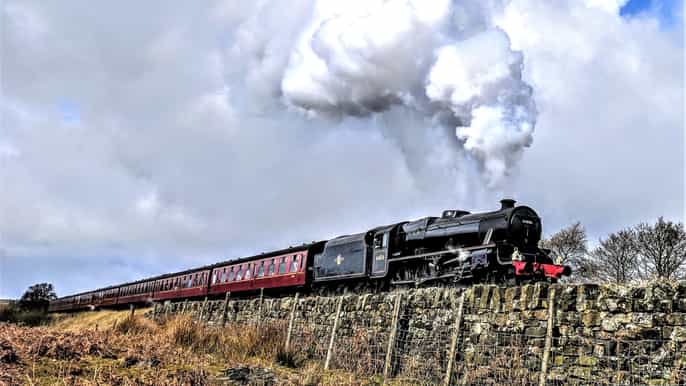 from york steam train whitby and north yorkshire moors
