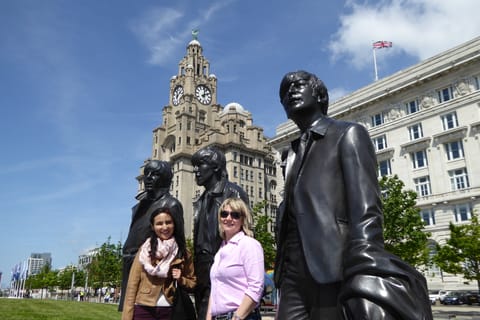 Liverpool: Beatles Walking Tour, Cavern Club & 137m tower