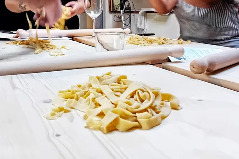 San Gimignano: lekcja gotowania "Ręce w cieście" z lunchem