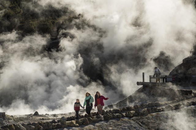 Visit Rotorua Hell's Gate Geothermal Walk in Rotorua