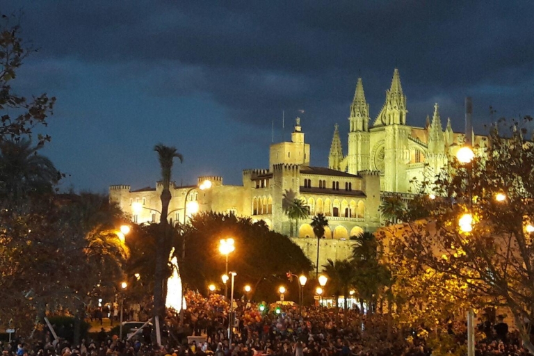 Palma Old Town Sunset Tour and Food Tastings Group Tour in English/German/French