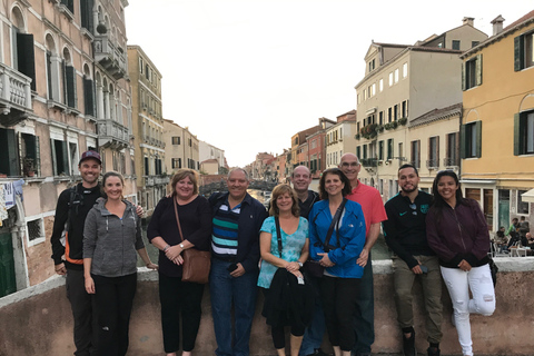 Venetië: 2,5 uur durende streetfoodtour met lokale gidsGedeelde tour in het Engels