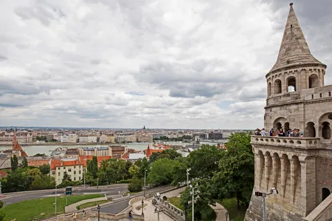 Castle District Walk with Matthias Church Entry
