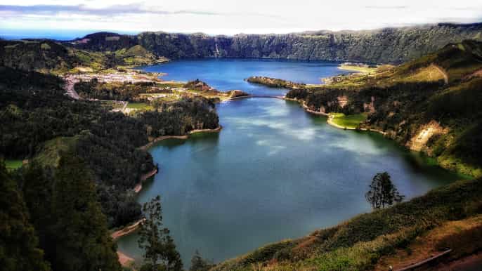 azores the blue and green lake sightseeing tour