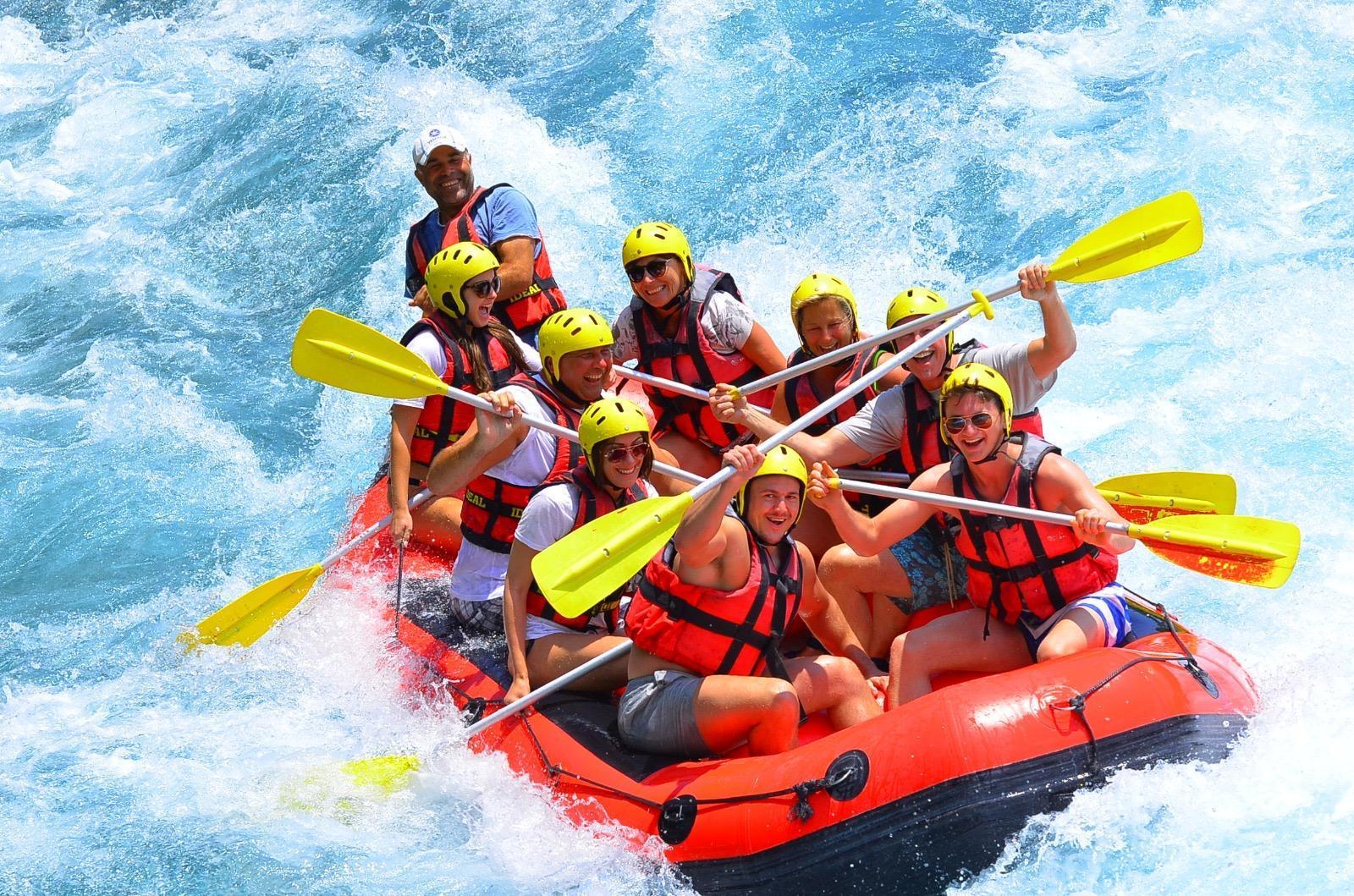 Rafting-Tour durch den Köprülü-Canyon mit Mittagessen und Transfer