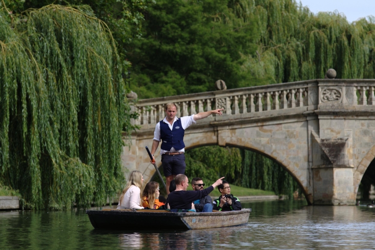 Cambridge : visite guidée de 45 minutes en barque