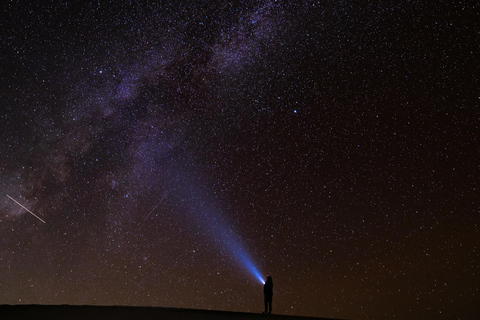 Safari nel deserto notturno tempestato di stelle Doha, Qatar