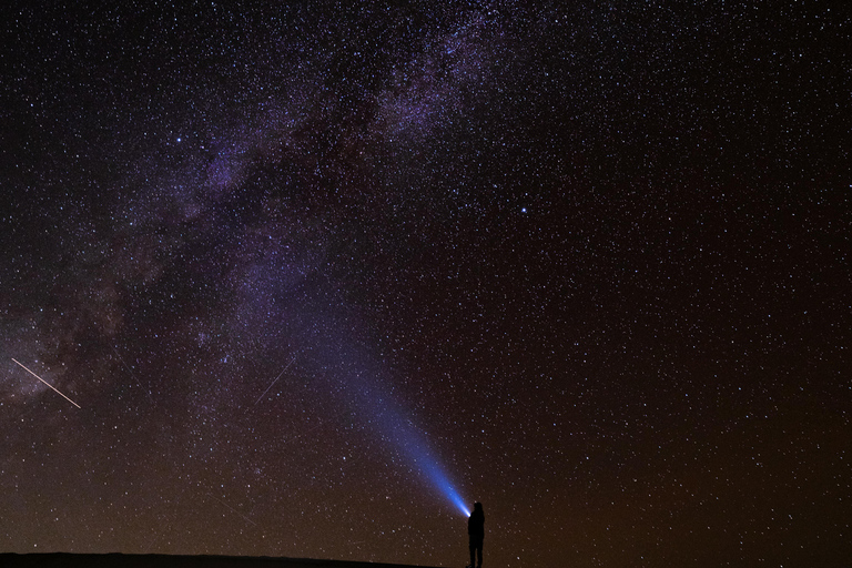 Safari nel deserto notturno tempestato di stelle Doha, Qatar