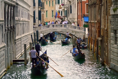 Venetië: privégondelvaartUitsluitend privégondelvaart