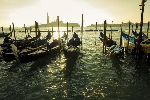 Venetië: privégondelvaartUitsluitend privégondelvaart