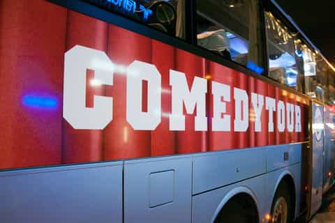 Düsseldorf: Bustour mit Comedy Stand-Up-Show
