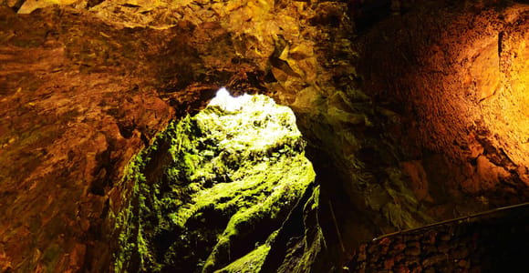 Terceira Island: Caves & Craters Tour with Lava Tube Access