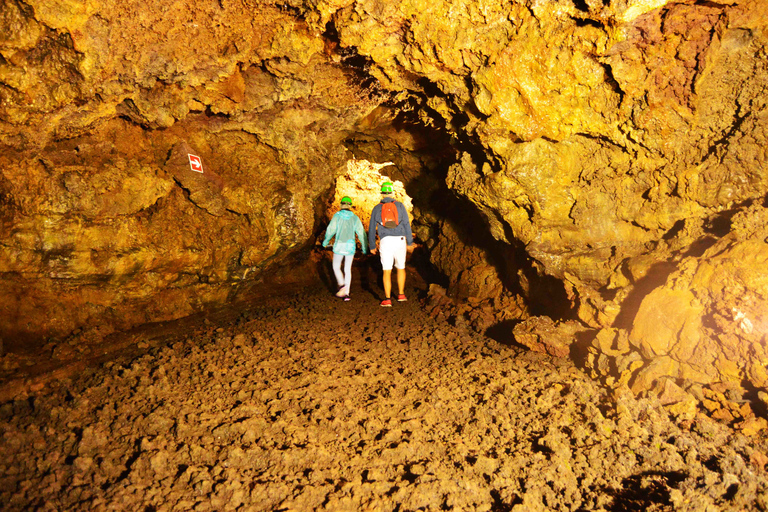 Île de Terceira : Circuit des grottes et des cratères