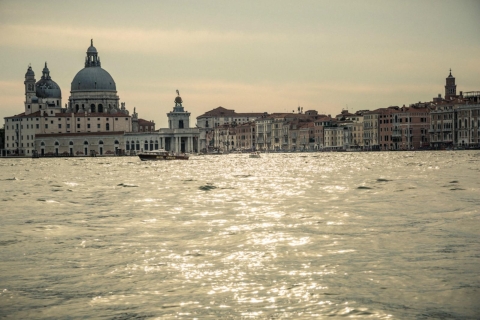 Venedig vom Wasser aus: Private Bootstour