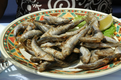 Sorrento: Fishing Experience to Capri with Lunch On Board