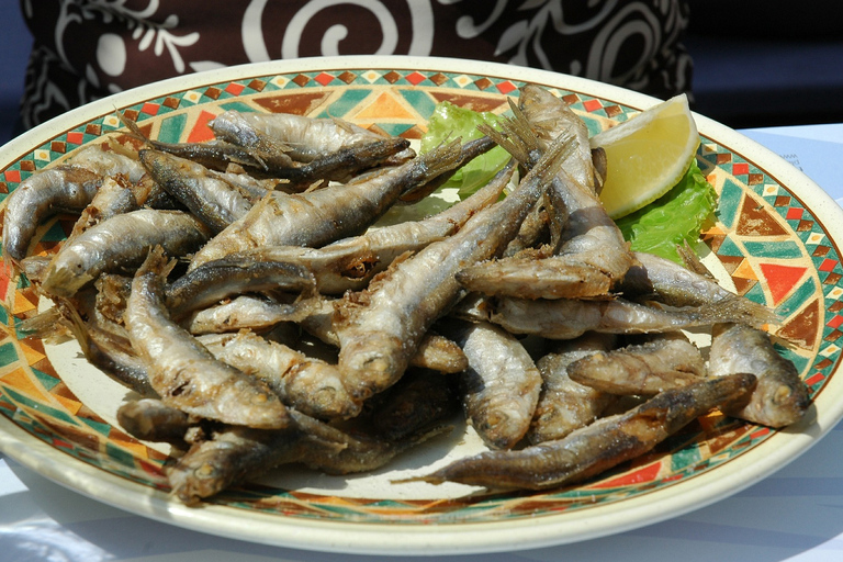 Sorrento: Fishing Experience to Capri with Lunch On Board