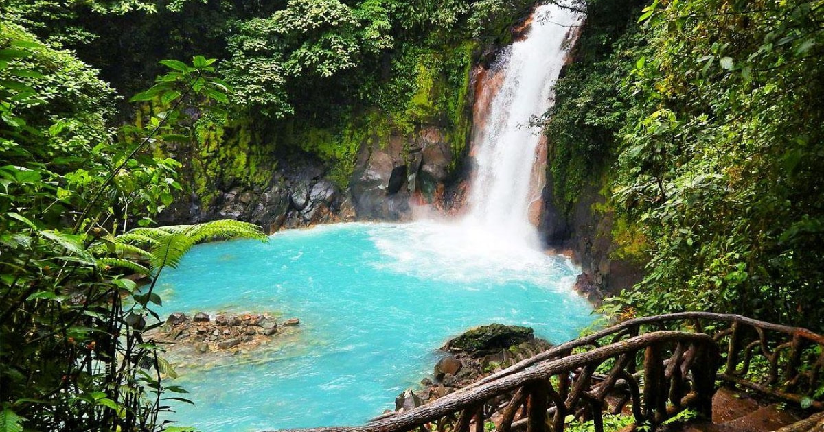 La Fortuna: Rio Celeste Waterfall and National Park Tour | GetYourGuide