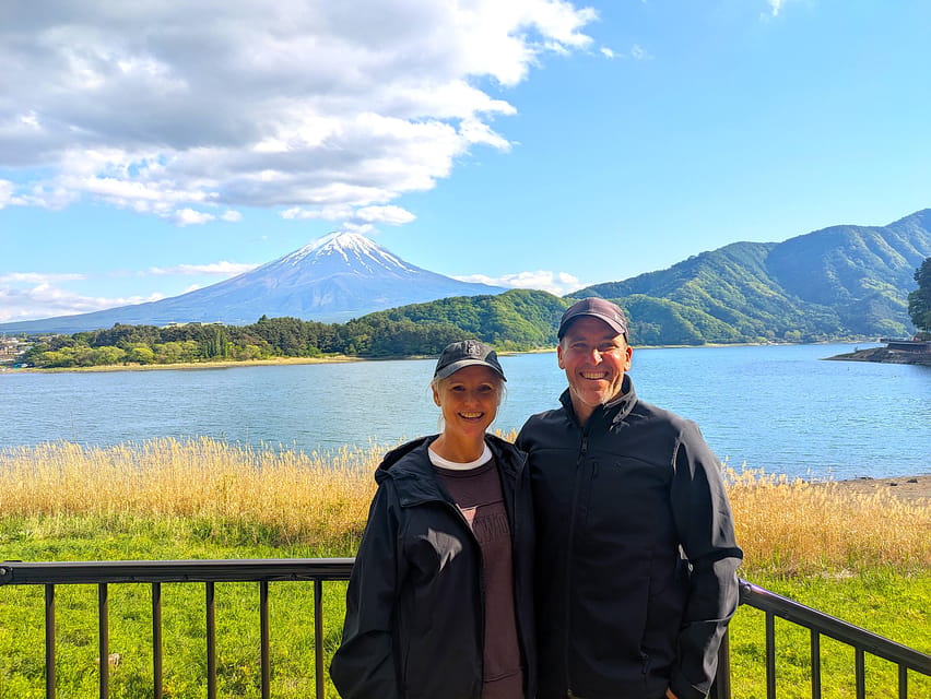 河口湖：現地ガイド付き半日プライベートツアー