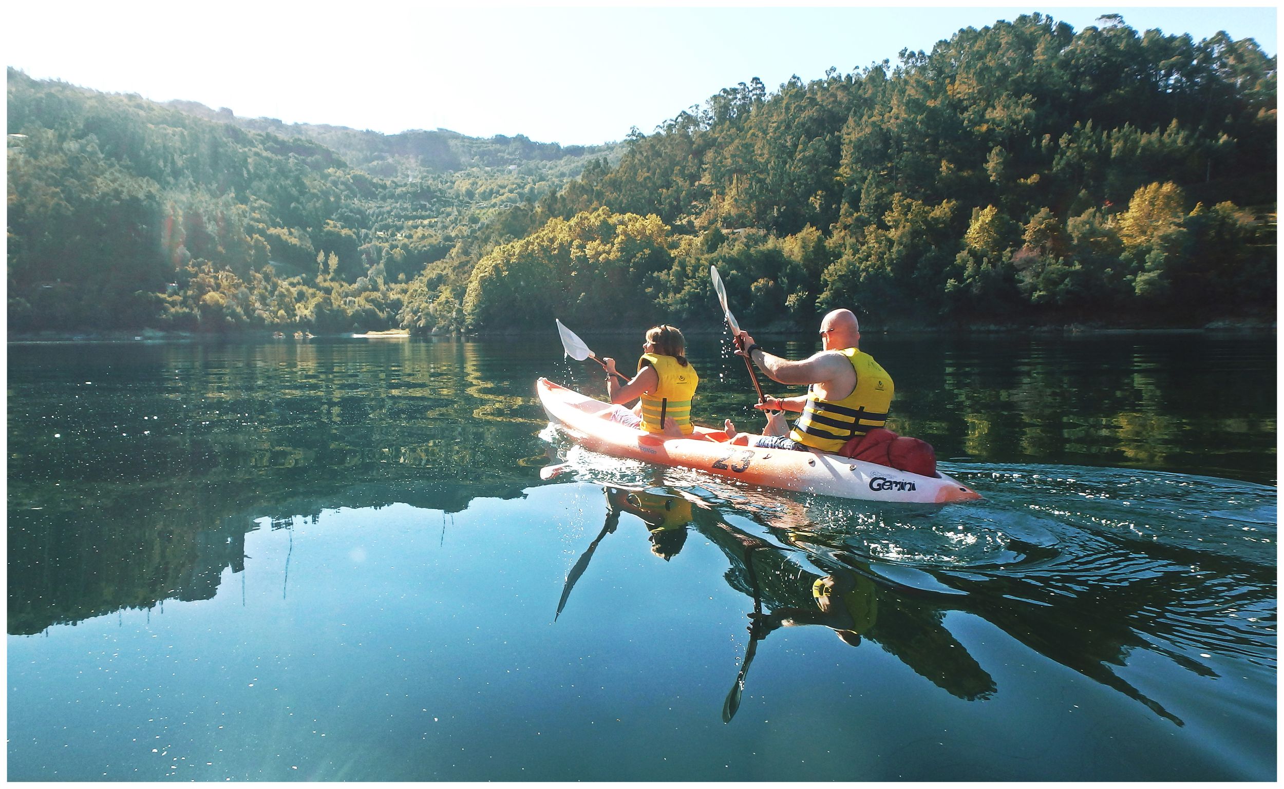 Porto: Peneda-Gerês National Park Tour mit Kajakfahren und Mittagessen