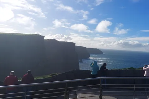 Galway: Cliffs of Moher Cruise, Bunratty Castle & Folk Park