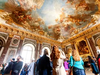 Ab Paris: Nach Versailles im Kleinbus und mit Audioguide Ab Paris: Nach Versailles im Kleinbus und mit Audioguide