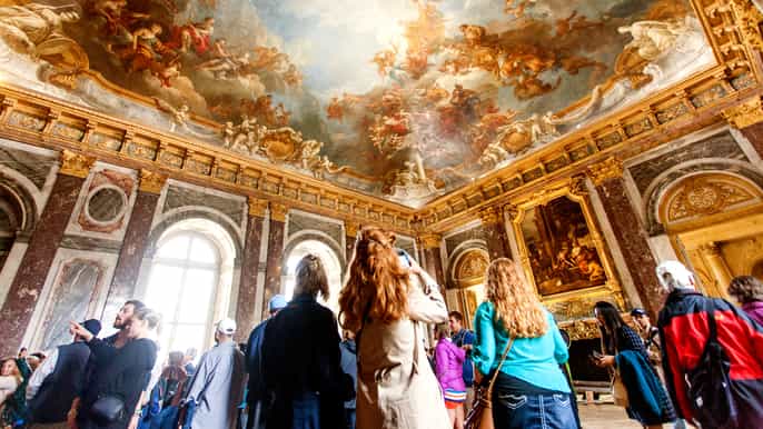 versailles with audio guide from paris by minibus