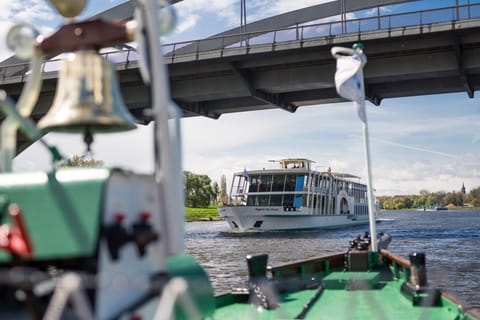 Dresden: Fluss-Sightseeing-Bootsfahrt