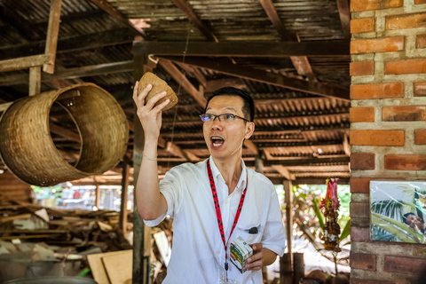 Desde Bangkok: tour del mercado flotante de Damnoen SaduakSalida desde el punto de encuentro