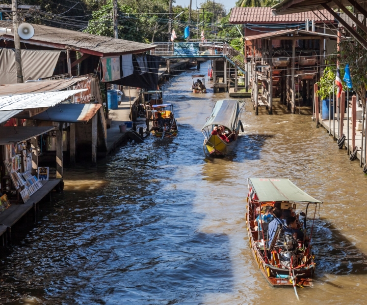 Bangkokista: Damnoen Saduakin kelluvien markkinoiden kiertoajelu