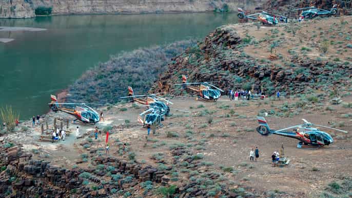 grand canyon helicopter landing tour