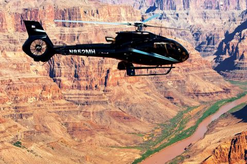 Las Vegas: Bilet na helikopter West Grand Canyon z transferem