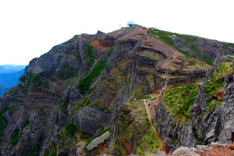 Ab Funchal: Wanderung zu den Gipfeln MadeirasAb Funchal: Private Madeira Berg-Wanderung