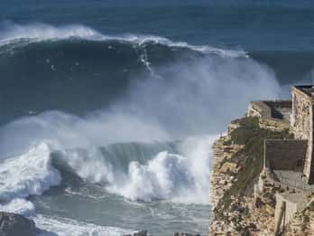 Óbidos, Nazaré & Alcobaça: Private Trip by Car