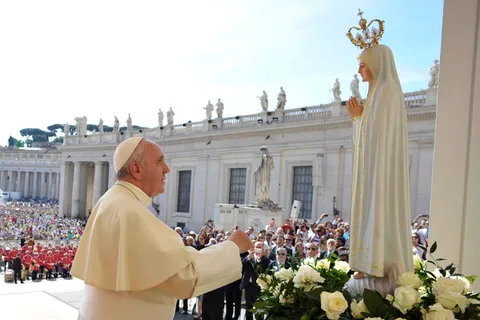 Lisbon: Half-Day Fatima Private Car Tour
