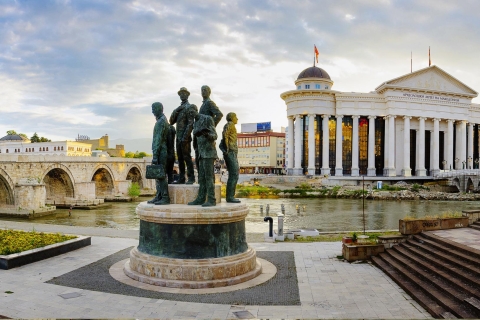 Skopje: Wycieczka po największych atrakcjachOpcja standardowa