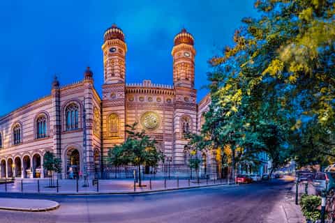 Budapest: tour a pie en español por el barrio judío