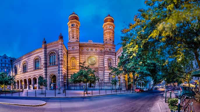 budapest tour a pie en español por el barrio judío