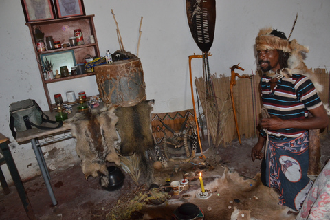 Durban: Zulu Oracle and Herbalist Experience Day Tour