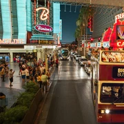Las Vegas: Sightseeing Night Tour by Open-top Bus
