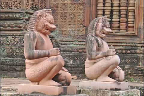 Banteay Srei, Pre Rup & Ta Prohm Temples Private Guided Tour