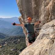 Von Estepona aus: Vía Ferrata de Benalauria Klettertour