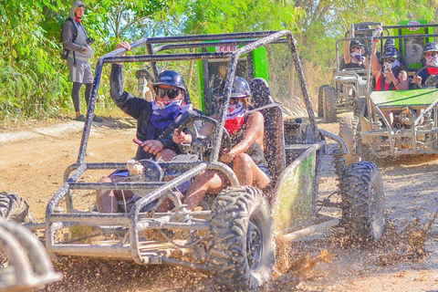Découvrez Punta Cana : Excursion en buggy, plage El Macao, cénote bleuPunta Cana : Aventure Macao Beach Buggy avec prise en charge à l&#039;hôtel