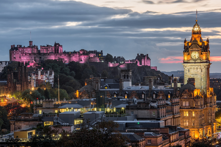 Edimburgo: tour a piedi del lato oscuro della cittàTour in inglese