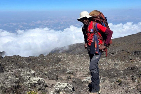 Nairobi: Great Rift Valley Volcanic Rock Tour with Pickup